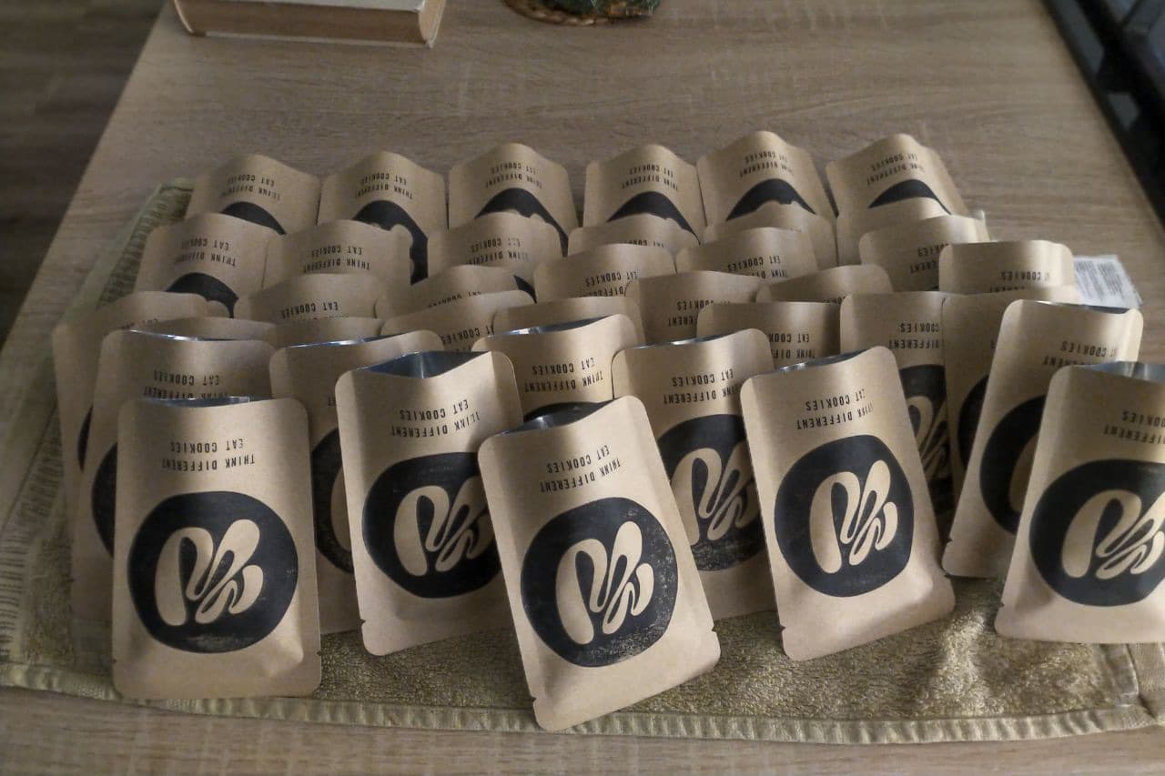 WeedWonders — Think Different, Eat Cookies